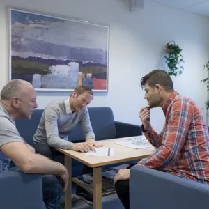 Samhandling på tvers av profesjoner er en viktig del av behandlingen ved Betanien sykehus.